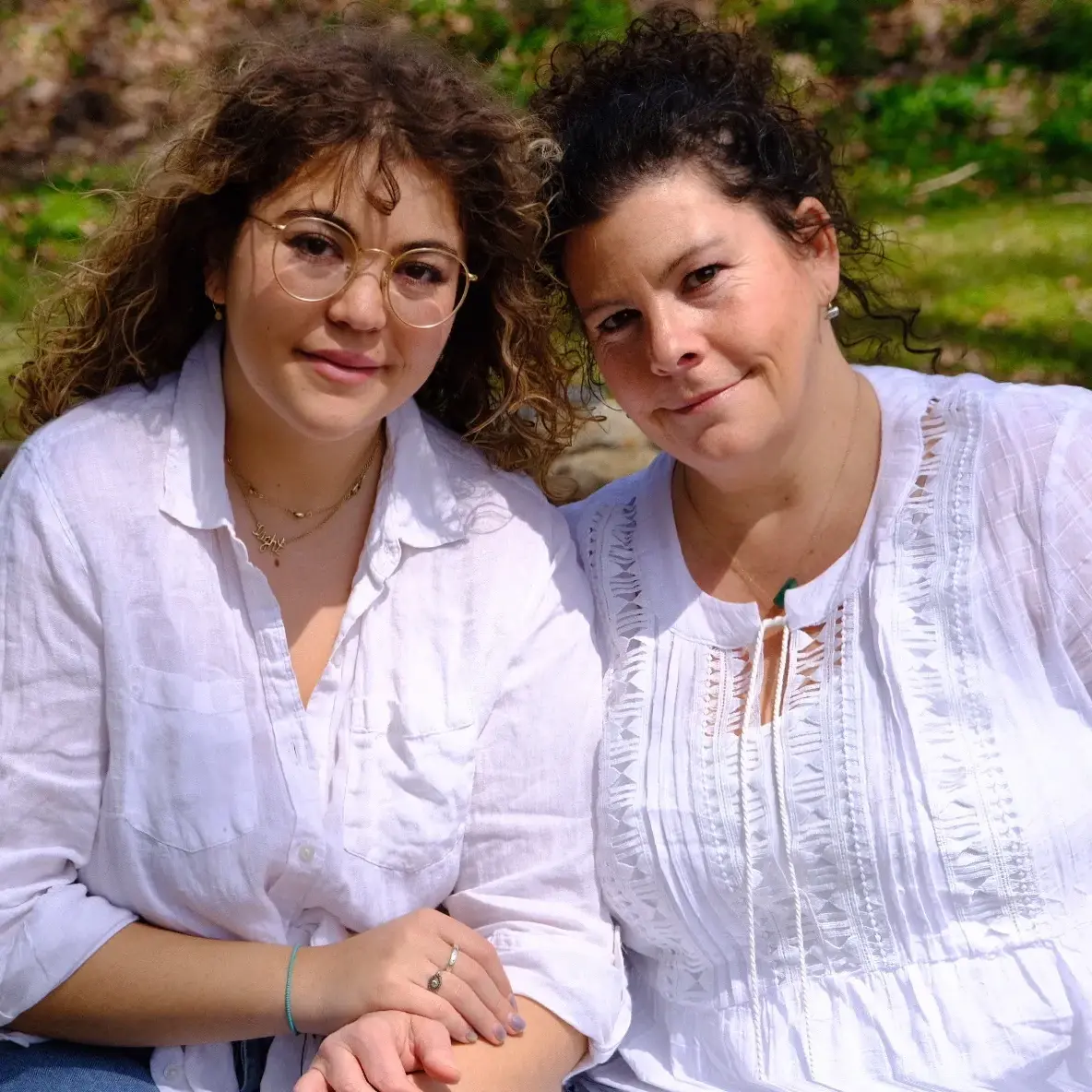 Becky Blüh, Founder (left) with her daughter (right)